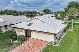 49 Sandstone Cir, Venice, FL 34293 - Photo 36