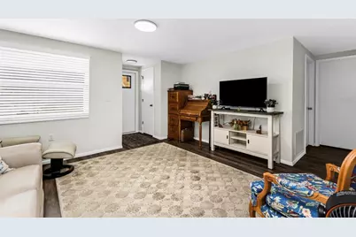 1032 Elaine Street, Venice, FL 34285 - Photo 6