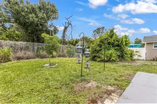 1032 Elaine St, Venice, FL 34285 - Photo 22