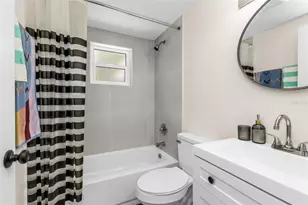1032 Elaine St, Venice, FL 34285 - Photo 14