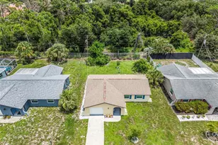 1032 Elaine St, Venice, FL 34285 - Photo 2