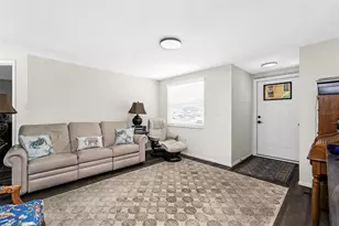 1032 Elaine St, Venice, FL 34285 - Photo 6