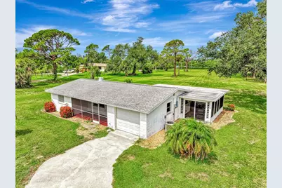 780 S Oxford Drive, Englewood, FL 34223 - Photo 2
