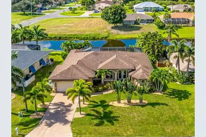 4 White Marsh Lane, Rotonda West, FL 33947 - Photo 4