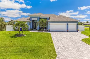 15324 Alsask Cir, Port Charlotte, FL 33981 - Photo 2