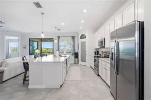 10821 Tarflower Dr, Venice, FL 34293 - Photo 22