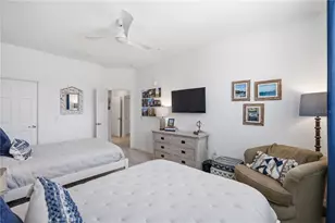 10821 Tarflower Dr, Venice, FL 34293 - Photo 38