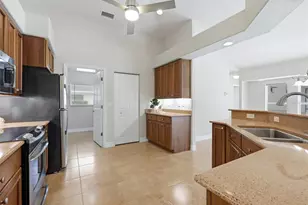 162 Medalist Rd, Rotonda West, FL 33947 - Photo 6