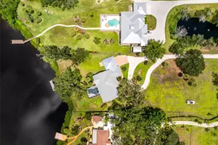 200 S Oxford Dr, Englewood, FL 34223 - Photo 82