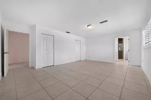 200 S Oxford Dr, Englewood, FL 34223 - Photo 32