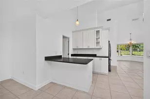 200 S Oxford Dr, Englewood, FL 34223 - Photo 16