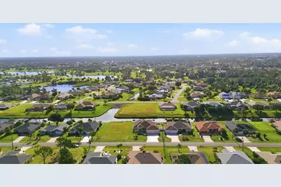 90 Broadmoor Lane, Rotonda West, FL 33947 - Photo 2