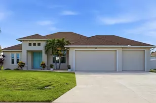 90 Broadmoor Ln, Rotonda West, FL 33947 - Photo 1