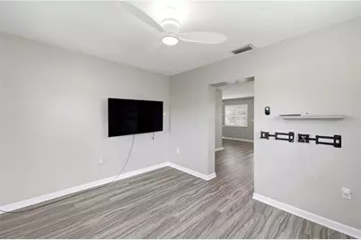 1317 Cypress Avenue, Venice, FL 34285 - Photo 10