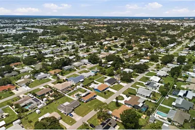 1317 Cypress Avenue, Venice, FL 34285 - Photo 38