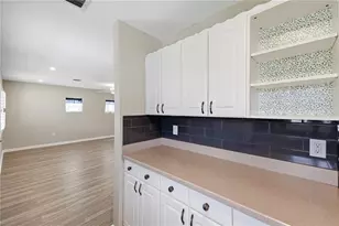 1317 Cypress Ave, Venice, FL 34285 - Photo 12