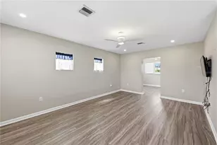 1317 Cypress Ave, Venice, FL 34285 - Photo 8