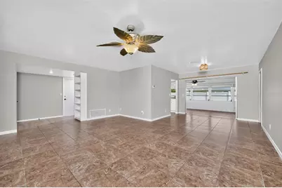 559 Mount Vernon Drive, Venice, FL 34293 - Photo 16