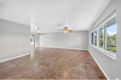 559 Mount Vernon Drive, Venice, FL 34293 - Photo 18