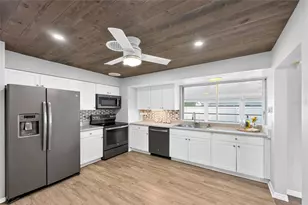 559 Mt Vernon Dr, Venice, FL 34293 - Photo 22