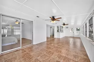 559 Mt Vernon Dr, Venice, FL 34293 - Photo 38