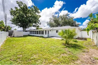 559 Mount Vernon Drive, Venice, FL 34293 - Photo 8