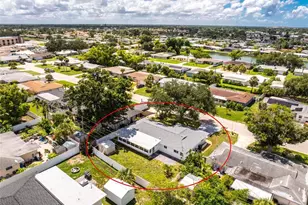 559 Mt Vernon Dr, Venice, FL 34293 - Photo 2