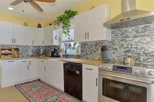 530 W Green St, Englewood, FL 34223 - Photo 18