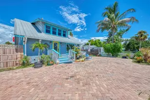 530 W Green St, Englewood, FL 34223 - Photo 8