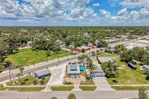 530 W Green St, Englewood, FL 34223 - Photo 4