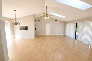 700 S Venice Blvd, Venice, FL 34293 - Photo 4
