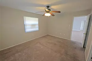 700 S Venice Blvd, Venice, FL 34293 - Photo 12