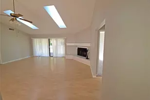 700 S Venice Blvd, Venice, FL 34293 - Photo 2