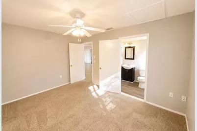 700 South Venice Boulevard, Venice, FL 34293 - Photo 14