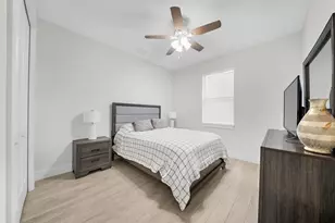 10572 Rainsville St, Port Charlotte, FL 33981 - Photo 24