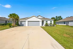 403 Seasons Dr, Punta Gorda, FL 33983 - Photo 4