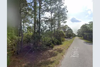 17434 York Avenue, Port Charlotte, FL 33948 - Photo 6