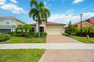 23781 Waverly Cir, Venice, FL 34293 - Photo 2