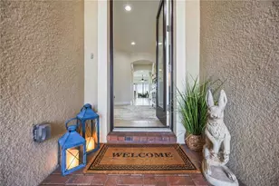 23781 Waverly Cir, Venice, FL 34293 - Photo 2