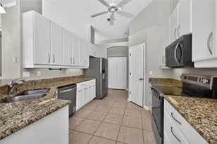 8 Sportsman Rd, Rotonda West, FL 33947 - Photo 12