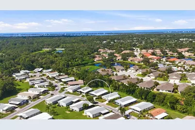 806 Newbury Court, Englewood, FL 34223 - Photo 4