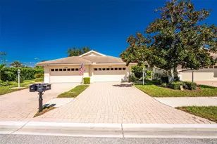1050 Yosemite Dr, Englewood, FL 34223 - Photo 2