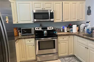 11 Broadmoor Ln, Rotonda West, FL 33947 - Photo 10