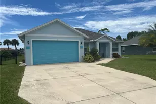 11 Broadmoor Ln, Rotonda West, FL 33947 - Photo 22