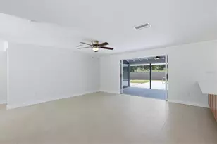 286 Mt Vernon Dr, Venice, FL 34293 - Photo 6