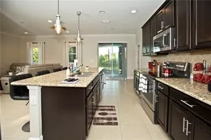 8117 Tecumseh Cir, Port Charlotte, FL 33981 - Photo 4