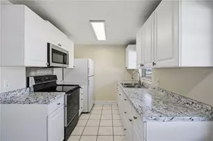 20 W Cowles St, Englewood, FL 34223 - Photo 10