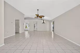718 Brightside Crescent Dr, Venice, FL 34293 - Photo 8