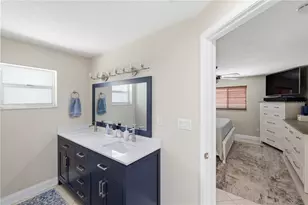 136 Sinclair St SE, Port Charlotte, FL 33952 - Photo 46
