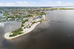 136 Sinclair St SE, Port Charlotte, FL 33952 - Photo 64